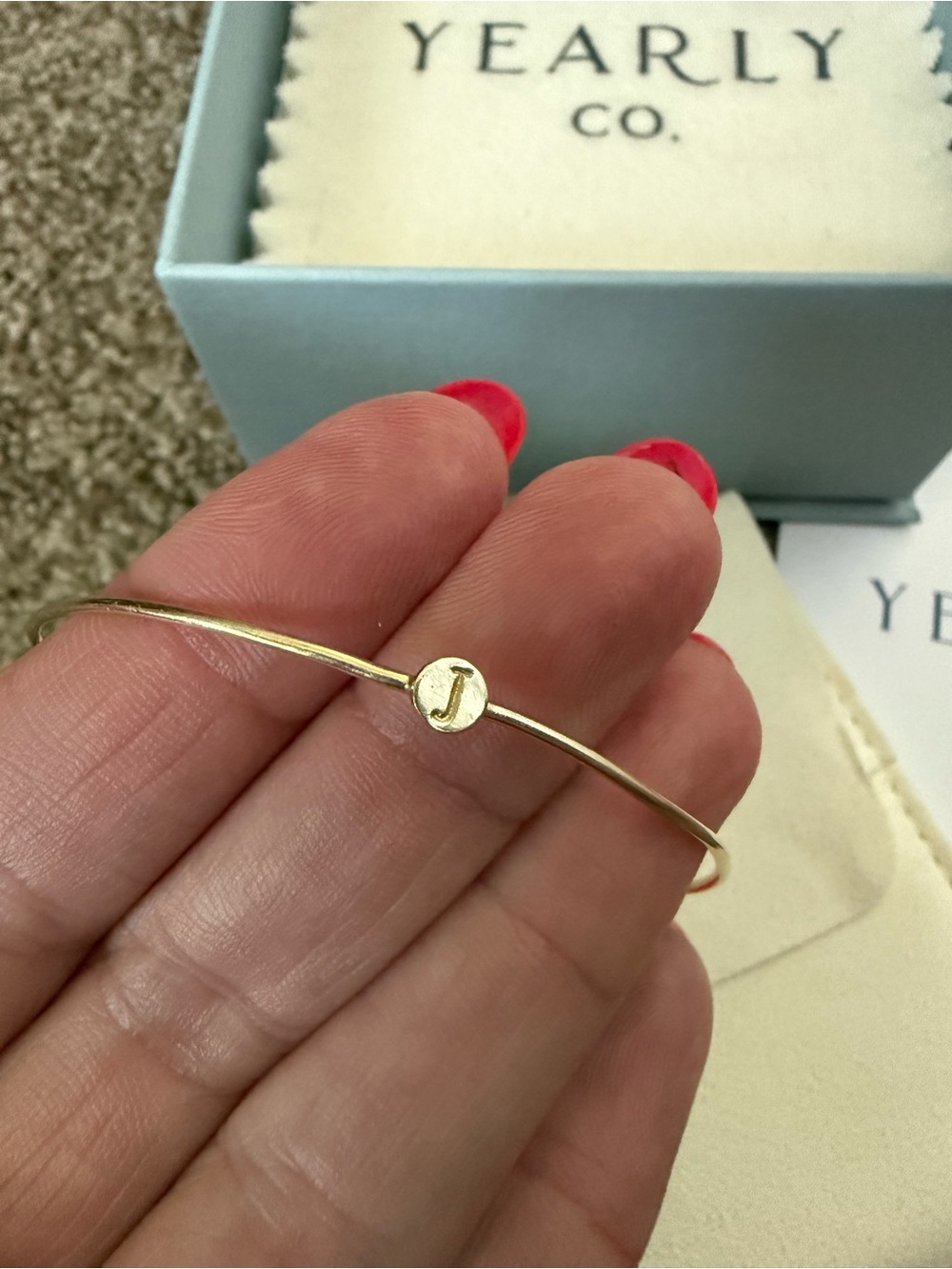 Yearly Co. Stamped Initial J Gold Bangle 7.5 - Picture 2 of 4